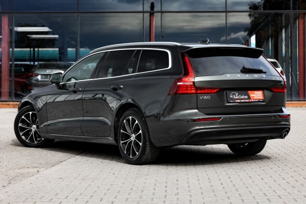 Volvo V60 D3 Geartronic Momentum 110 kW image number 11