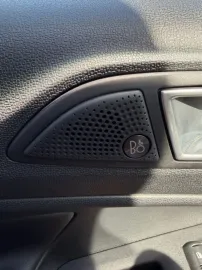 Car image 34