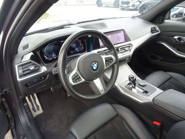 BMW 330 Touring M Sport xDrive 137 kW image number 5