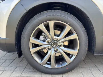 Car image 45
