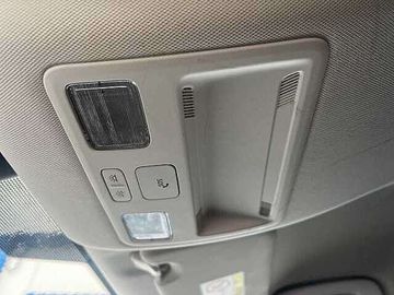 Car image 36