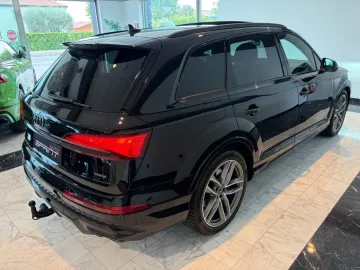 Car image 29
