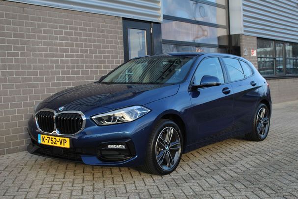 BMW 118i 100 kW image number 1