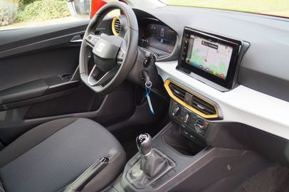 Car image 11