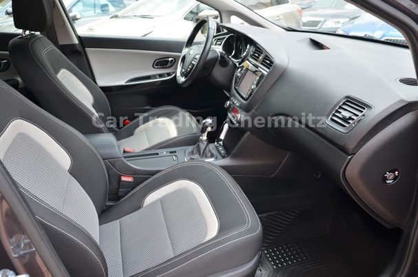 Kia Ceed 1.6 CRDi SW 100 kW image number 11