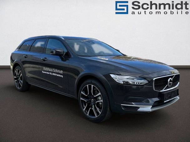 Volvo V90 Cross Country AWD B4 145 kW image number 3