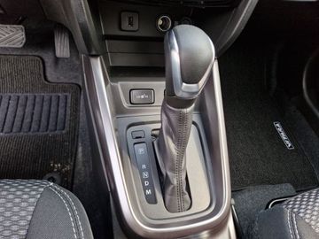 Car image 12