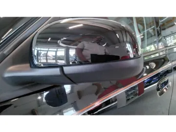 Car image 27
