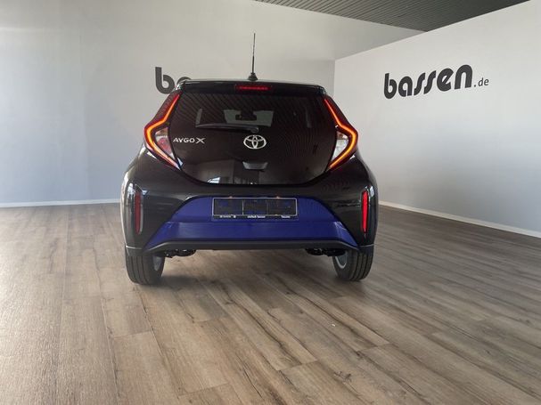 Toyota Aygo X 53 kW image number 5