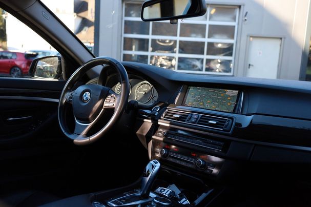 BMW 520d Touring 140 kW image number 14