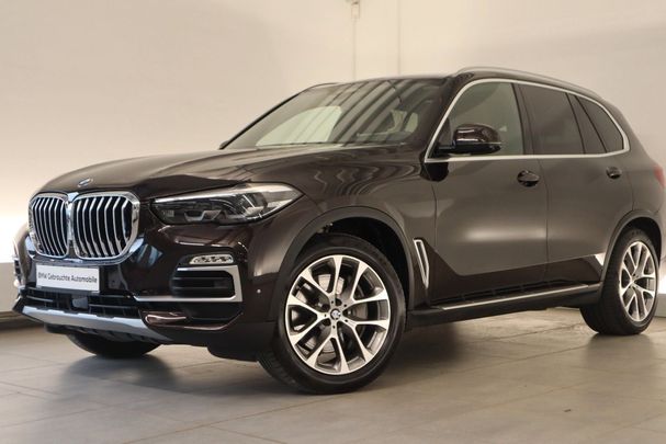 BMW X5 xDrive40d 250 kW image number 1