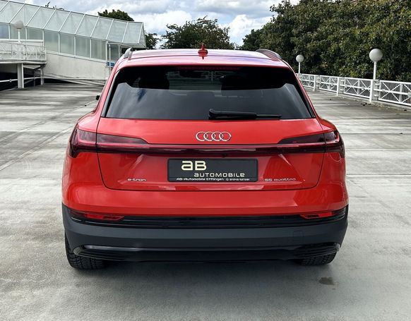 Audi e-tron 55 quattro 300 kW image number 9