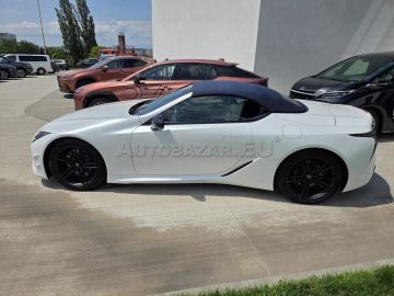 Car image 35
