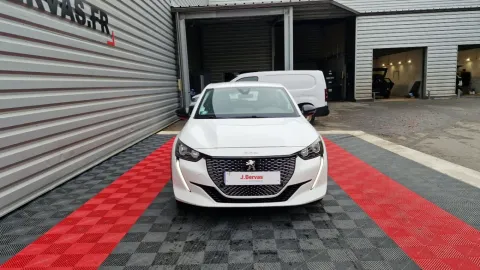 Car image 2