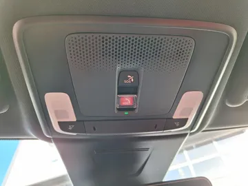 Car image 39