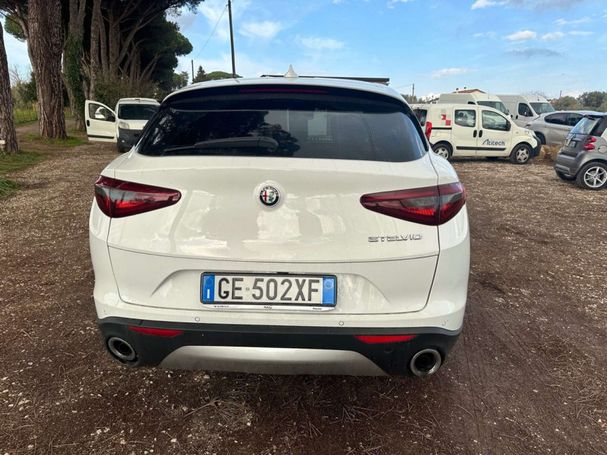 Alfa Romeo Stelvio 2.2 Diesel AT8 Business 118 kW image number 6