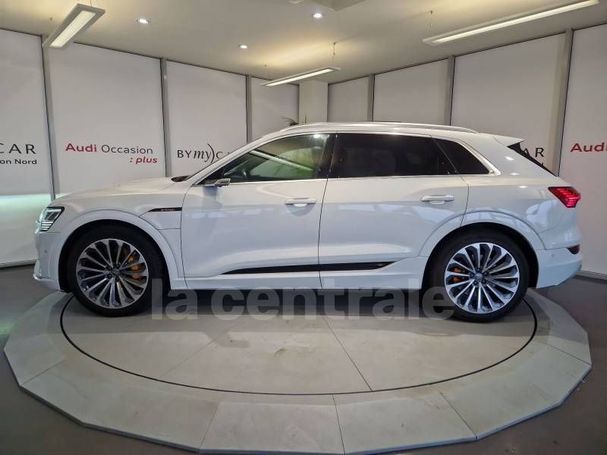 Audi e-tron 55 quattro 300 kW image number 13