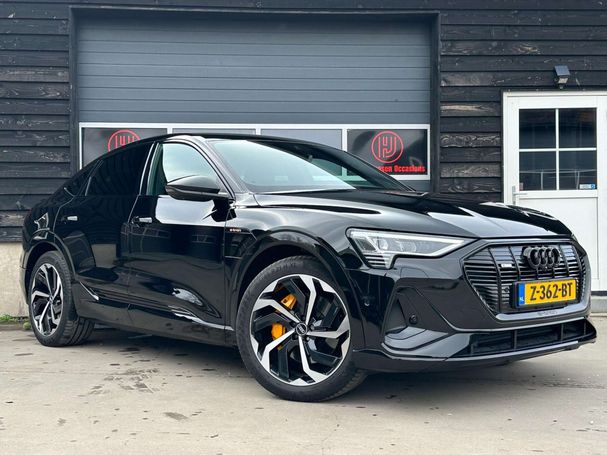 Audi e-tron 55 quattro S-line Sportback 300 kW image number 2