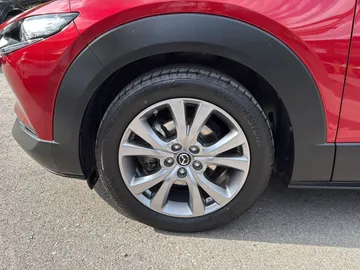 Car image 21