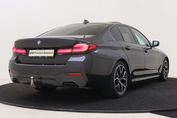 BMW 520i 135 kW image number 3