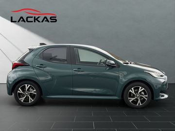 Car image 3