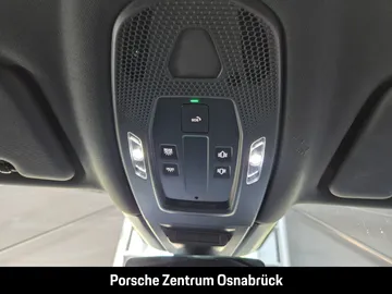 Car image 35