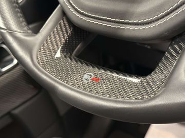 Car image 38