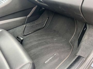 Car image 41