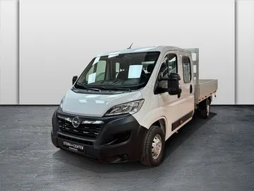 Car image 25