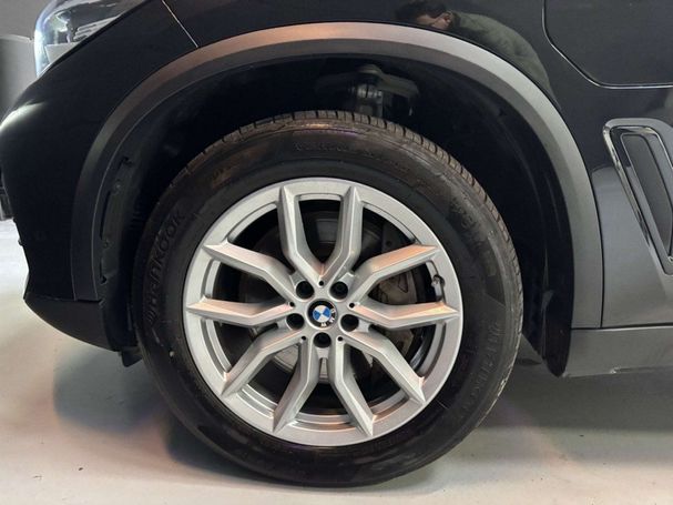 BMW X5 45e xDrive 290 kW image number 39