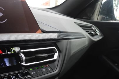 Car image 42