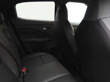 Car image 31