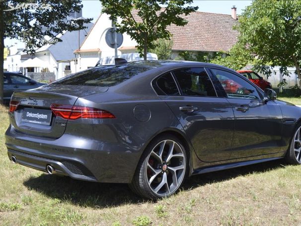 Jaguar XE AWD 221 kW image number 5