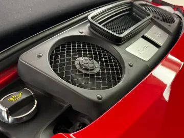 Car image 34