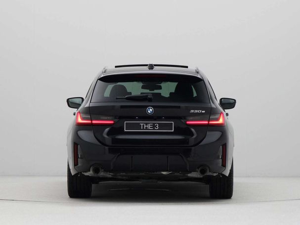 BMW 330 Touring 185 kW image number 11