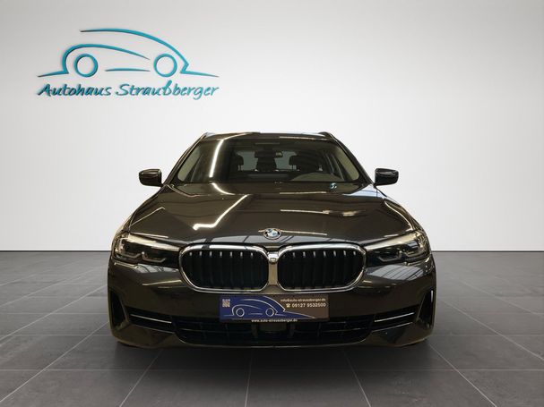 BMW 530d Touring xDrive 210 kW image number 8