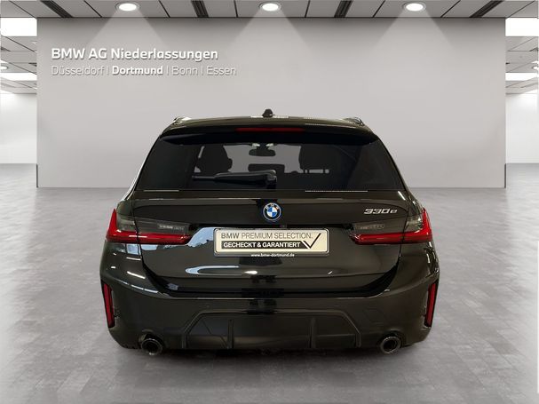 BMW 330 e Touring 215 kW image number 12