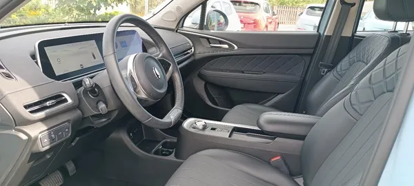 Car image 21