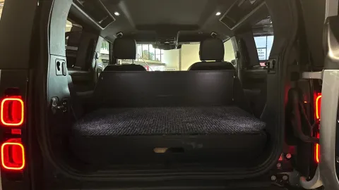 Car image 33