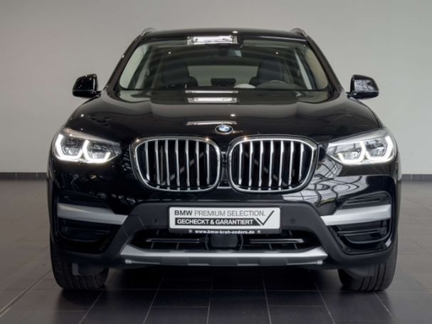 BMW X3 xDrive20d 140 kW image number 2