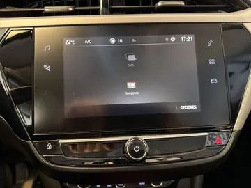 Car image 24