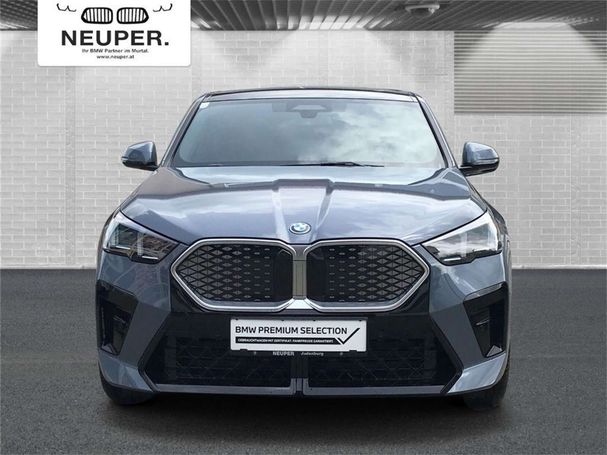 BMW iX2 xDrive30 225 kW image number 2