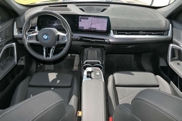 BMW iX1 xDrive30 M Sport 225 kW image number 7