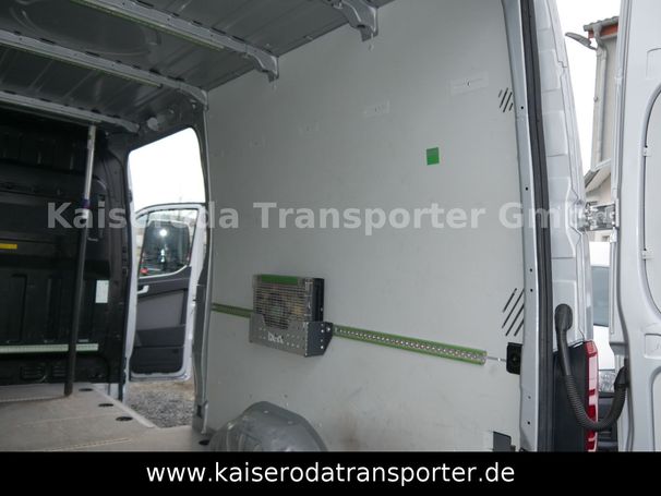 Hyundai H 350 L3H2 2.5 CRDi 110 kW image number 27