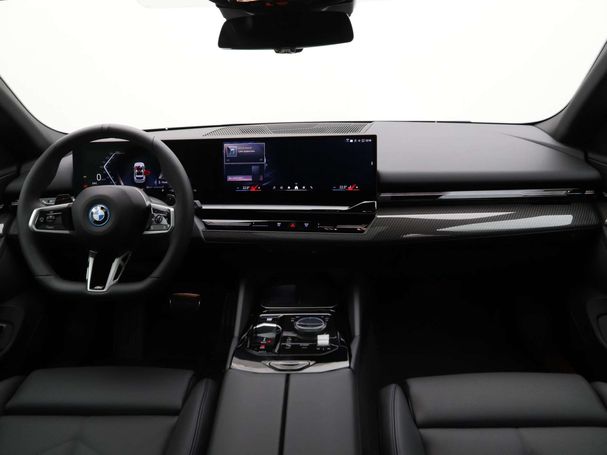 BMW 530 Touring 220 kW image number 13