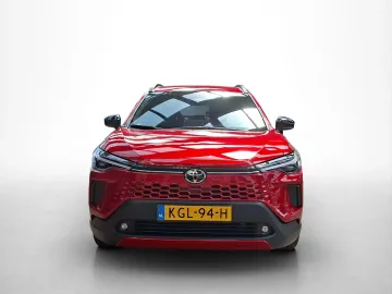 Car image 4