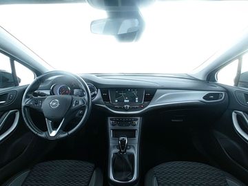 Car image 13