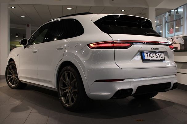 Porsche Cayenne E-Hybrid 344 kW image number 2