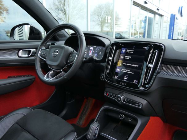 Volvo XC40 T3 120 kW image number 6