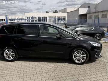 Car image 33
